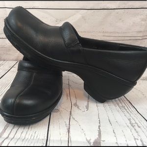 Soft Walk Women's Black Clogs Shoes Size 6.5M